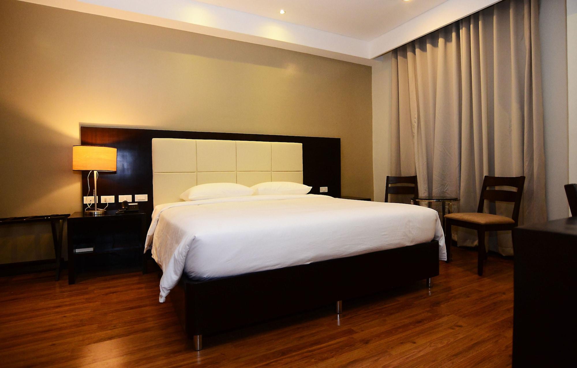 Ever O Business Hotel Замбоанга Екстериор снимка