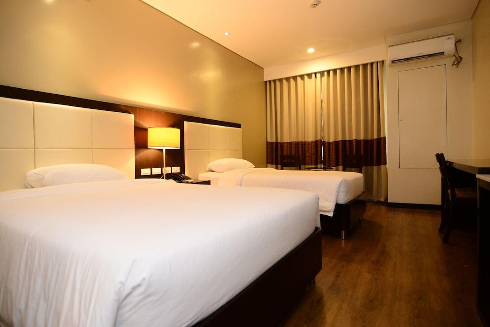 Ever O Business Hotel Замбоанга Екстериор снимка