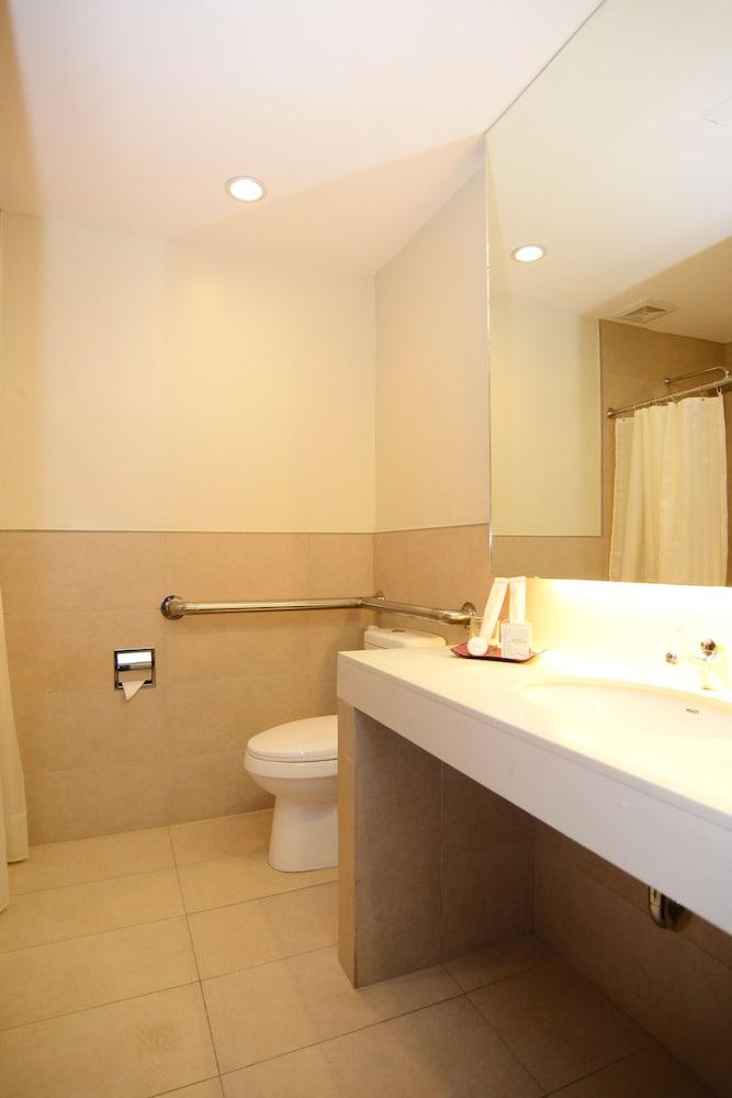 Ever O Business Hotel Замбоанга Екстериор снимка